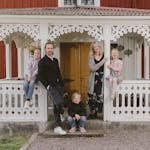 Hunton - Sofia och Magnus Hellström välkomnar oss in i sitt 1700-tals hus beläget i Bråbo, Småland